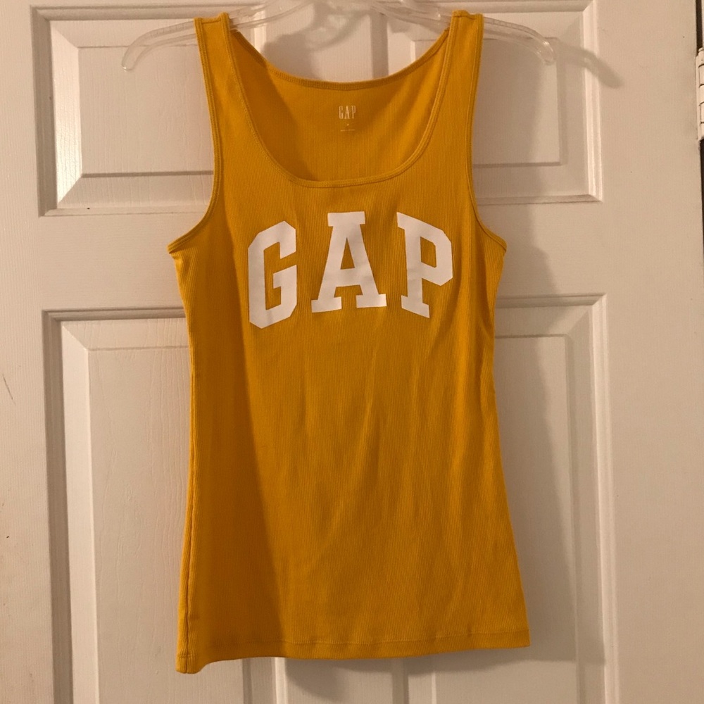 Womens Gap tank T-shirt